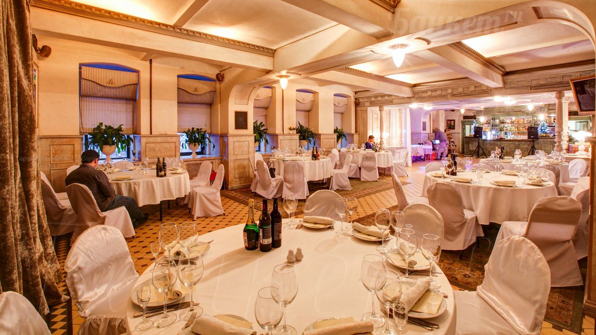 Главный зал на первом этаже  — Ресторация Люсьен Оливье