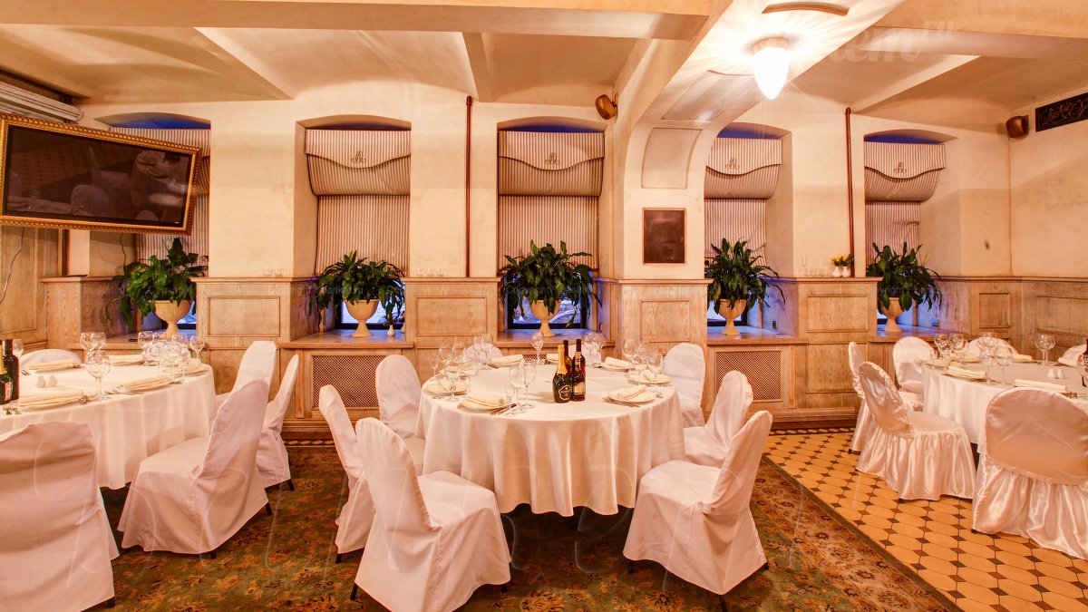 Главный зал на первом этаже  — фото 6