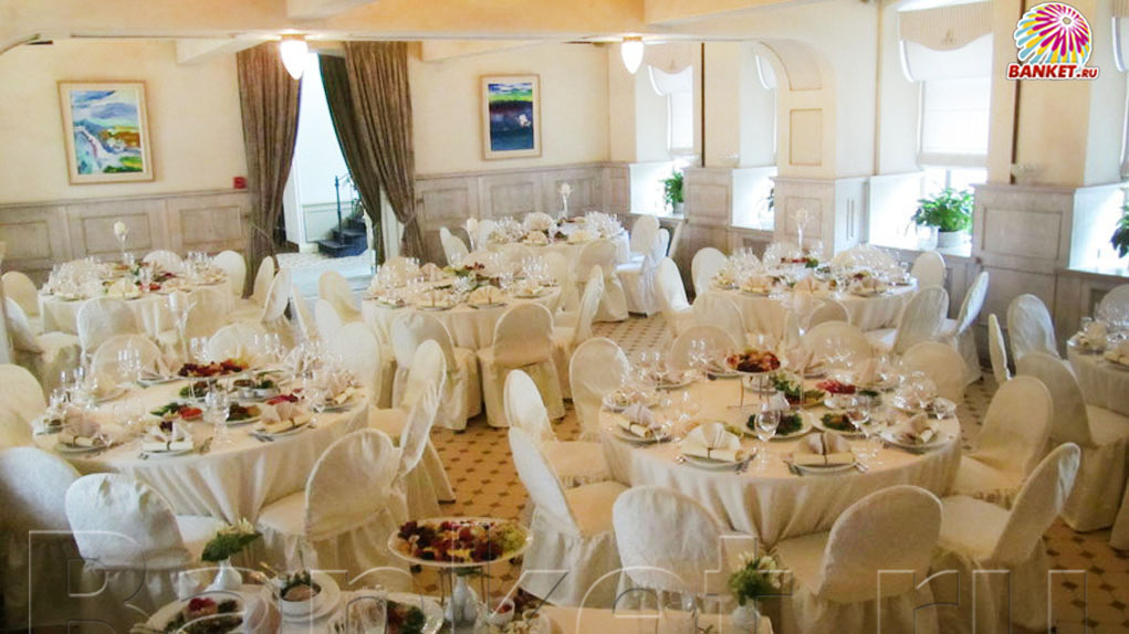 Главный зал на первом этаже  — фото 14