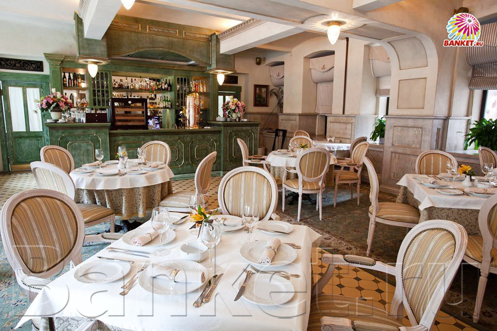 Главный зал на первом этаже  — фото 19