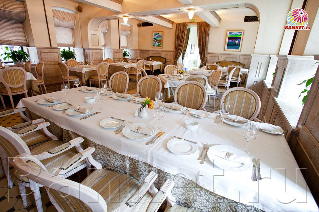 Главный зал на первом этаже  — фото 31