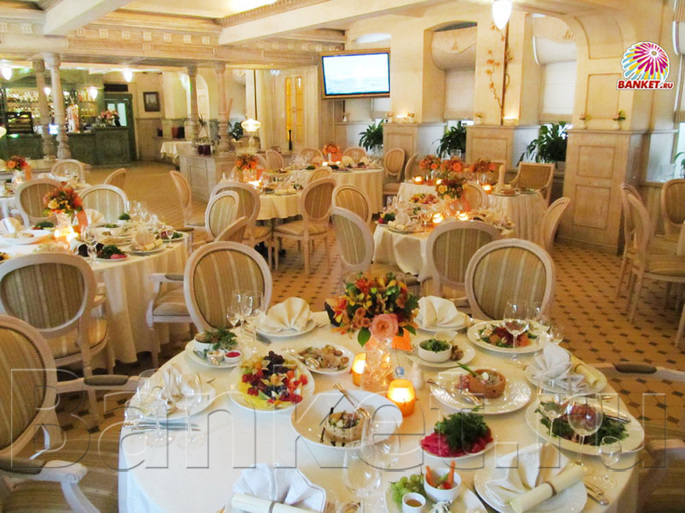 Главный зал на первом этаже  — фото 38