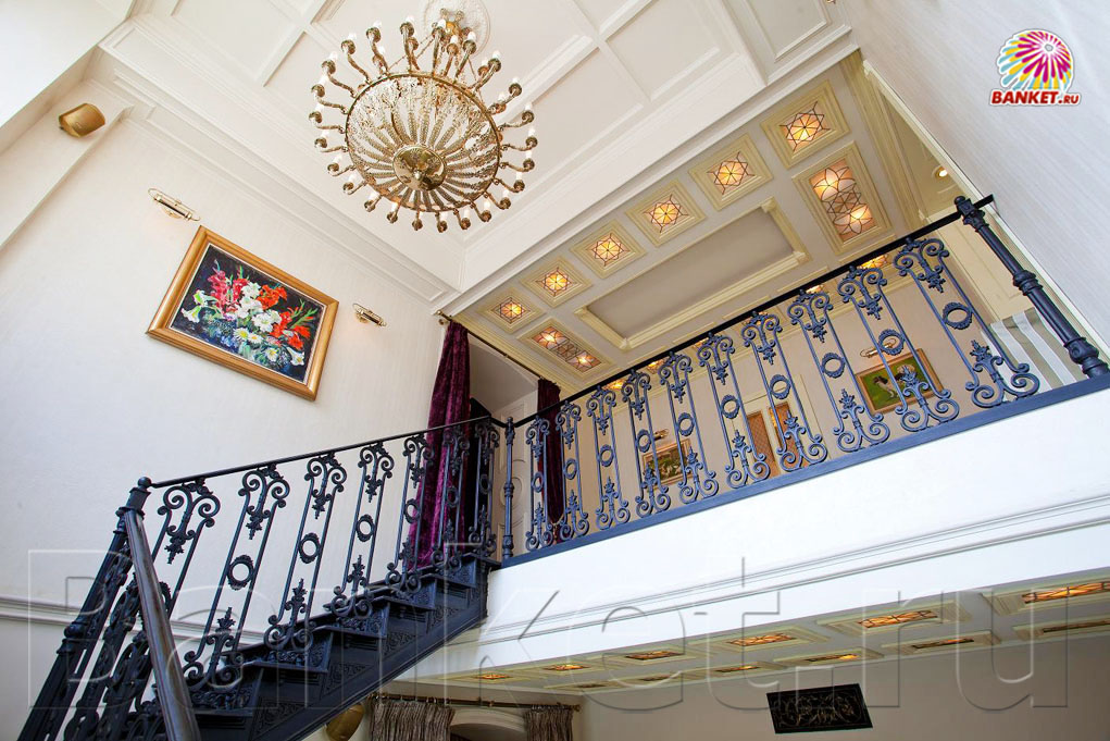 Главный зал на первом этаже  — фото 43