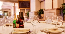 Главный зал на первом этаже  — фото 4