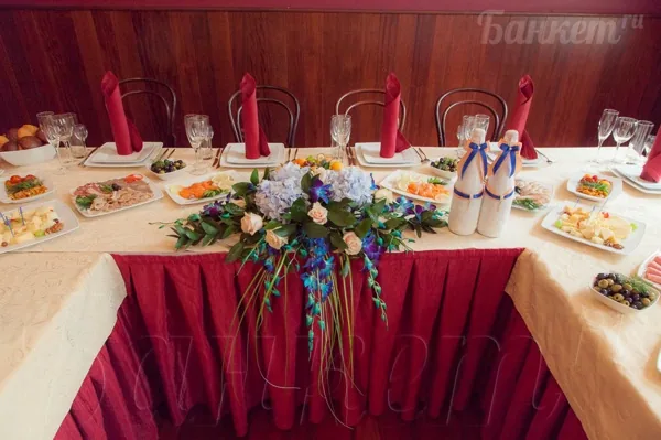 Малый зал — подробнее о зале