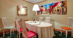 Малый зал — подробнее о зале