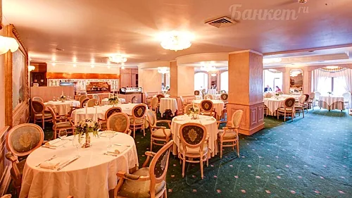Основной зал — Капри