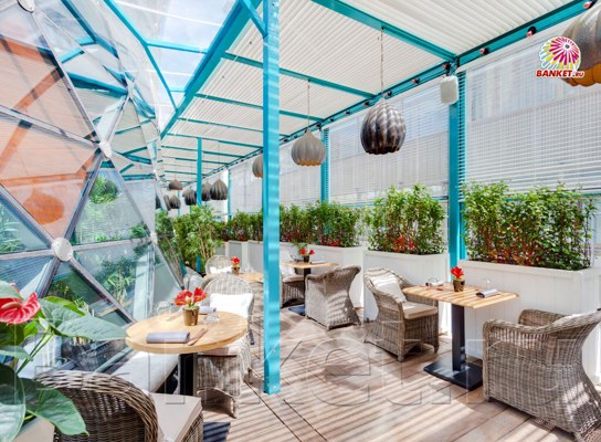 Логотип Novikov restaurant&bar