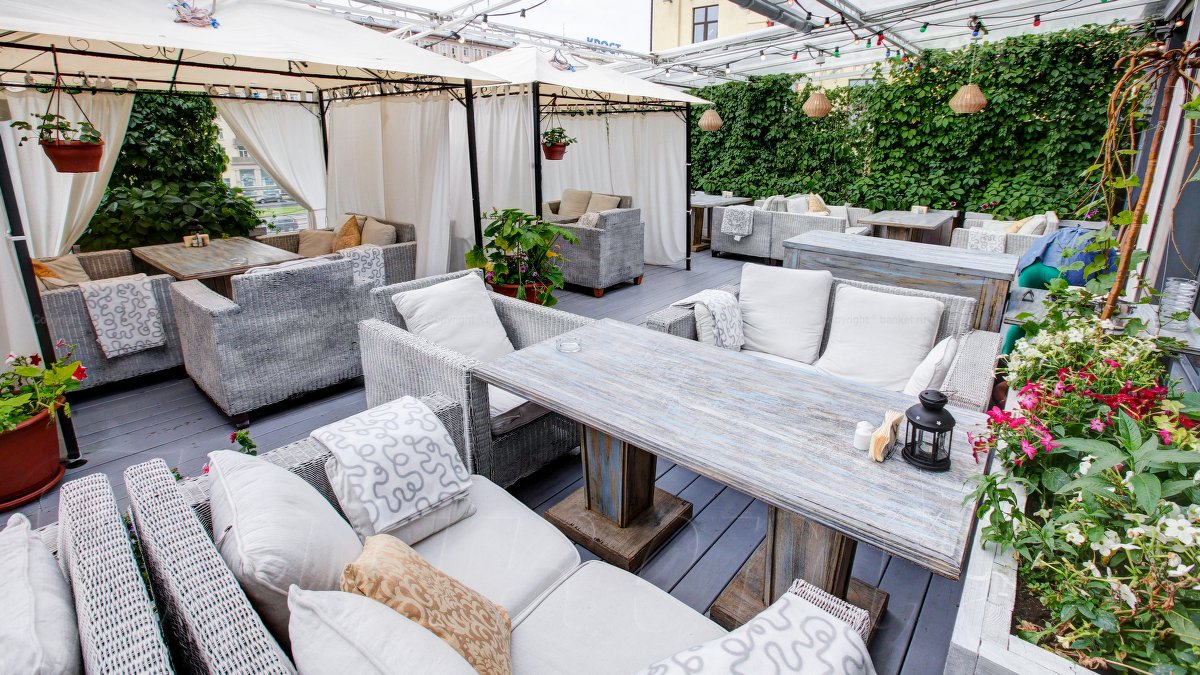 Летняя веранда на крыше — фото 7