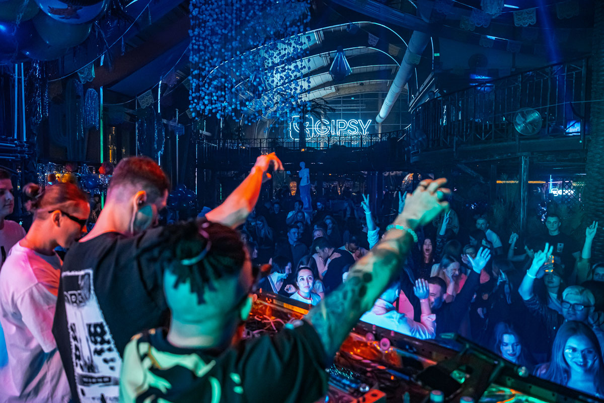 VK Gipsy (Болотная набережная, 3/4) — фото 7