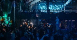 VK Gipsy (Болотная набережная, 3/4)