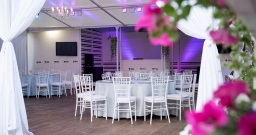 Летний банкетный зал (шатер) — интерьер зала