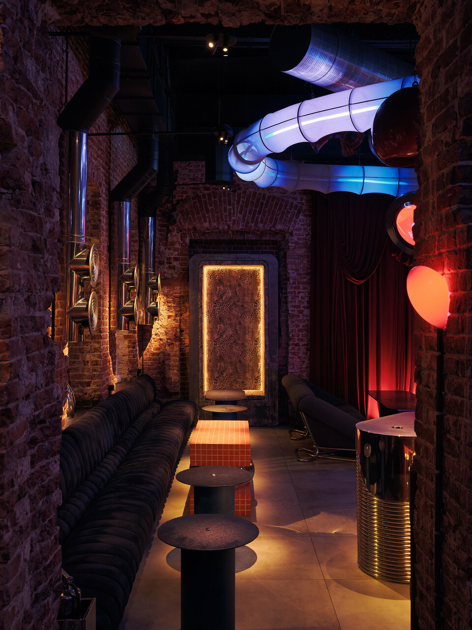 Зал — HookahPlace Futura