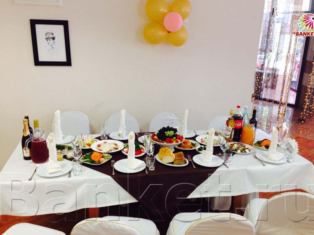 Главный зал — Кафе Луч