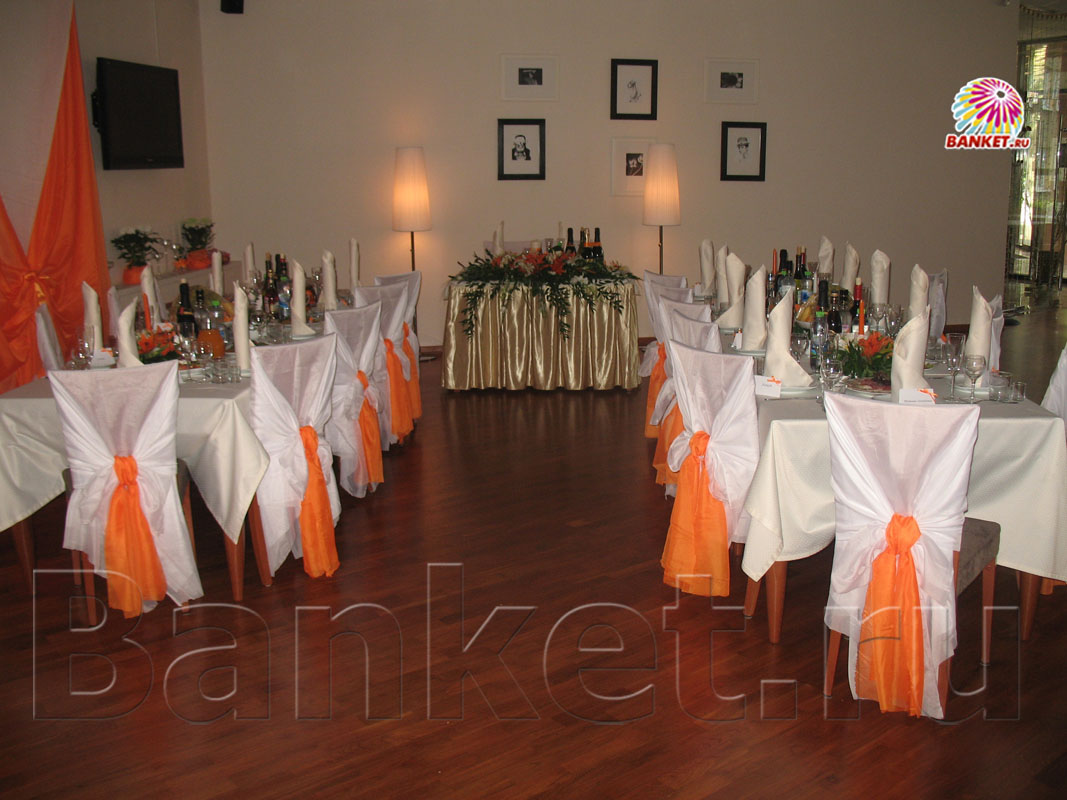 Главный зал — Кафе Луч