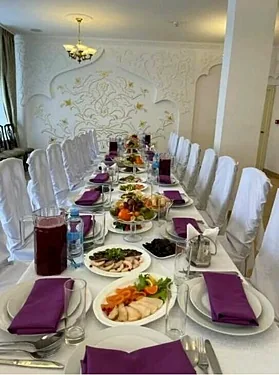 Зал — Дом Татарской Кухни
