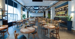 Основной зал — интерьер зала