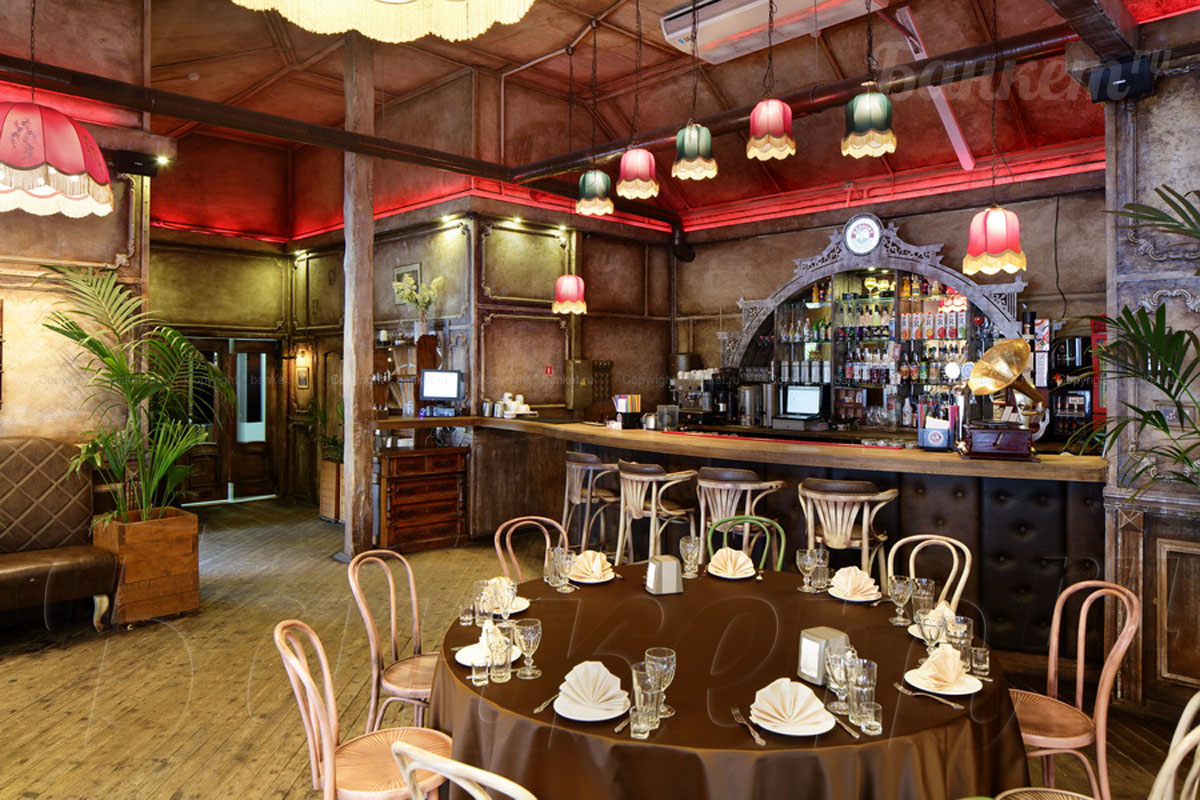 Основной зал — Трактиръ Ипполит Матвеевич