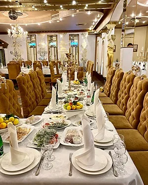 Центральный зал — Ресторан Яуза, Москва