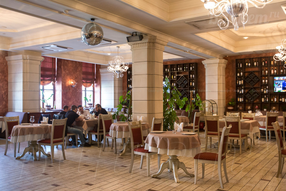 Основной зал 1-й этаж — Ресторан Вилла Тоскана - закрыт