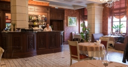 Основной зал 1-й этаж — подробнее о зале