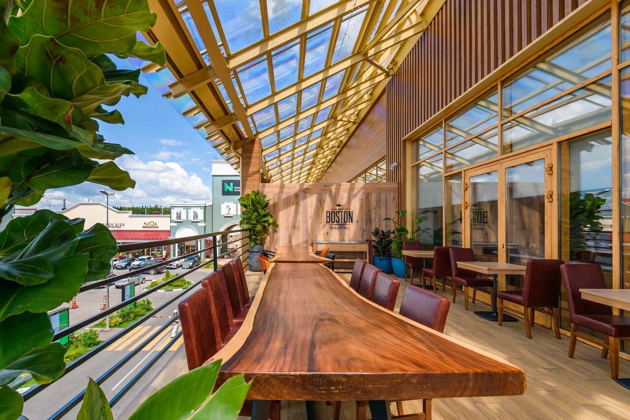 Boston Seafood & Bar, Зал — фото