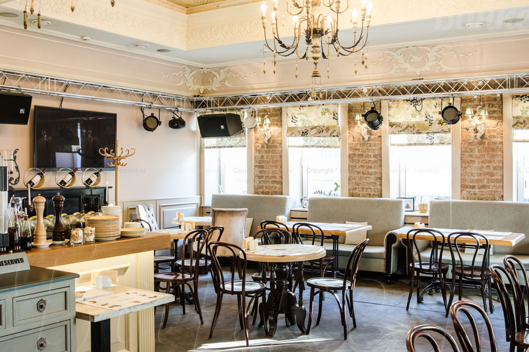 Траттория Semplice — Второй этаж, фото банкетного зала