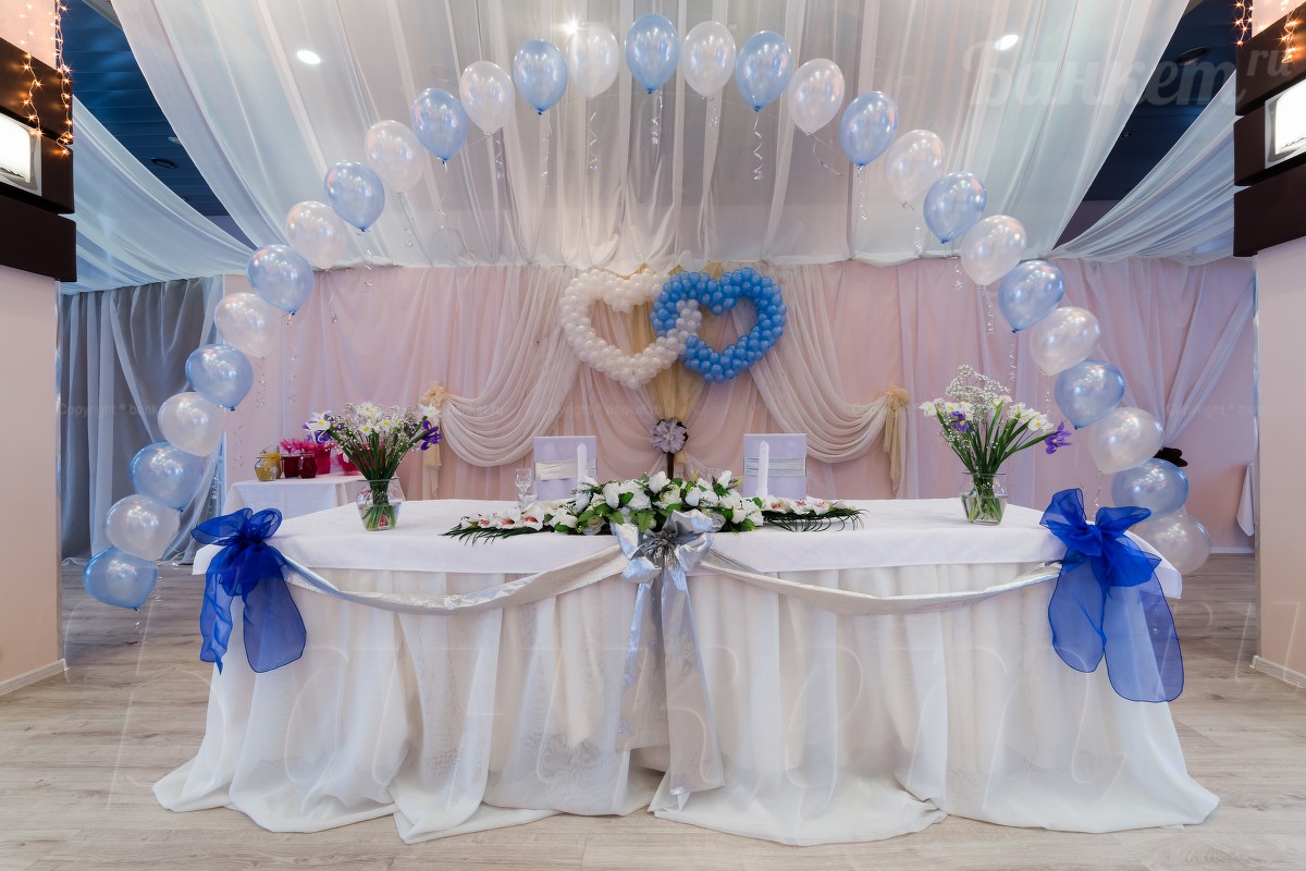 Большой зал — Банкет Двор