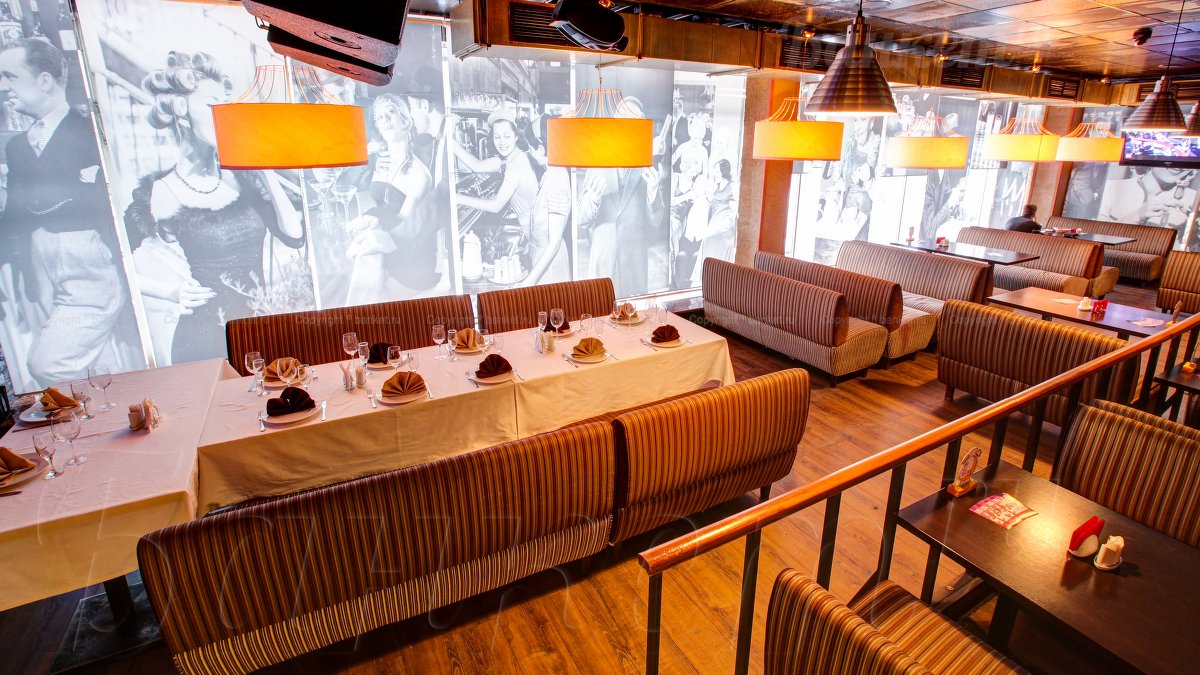 Зал 2 — Бар-ресторан-караоке Территория в Марьино