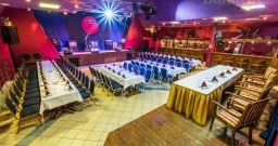 Основной зал — интерьер зала