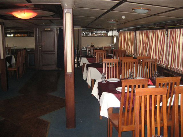 ресторан — Агитатор теплоход-ресторан
