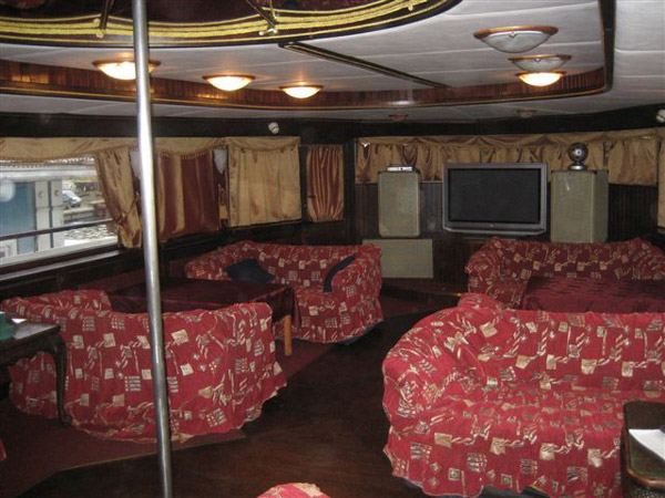 ресторан — Агитатор теплоход-ресторан