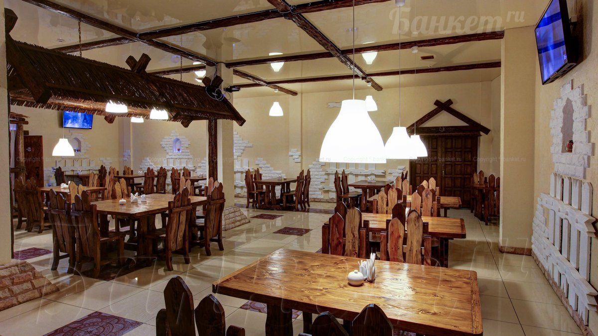 Основной зал  — Ресторан в Гольф - Клубе