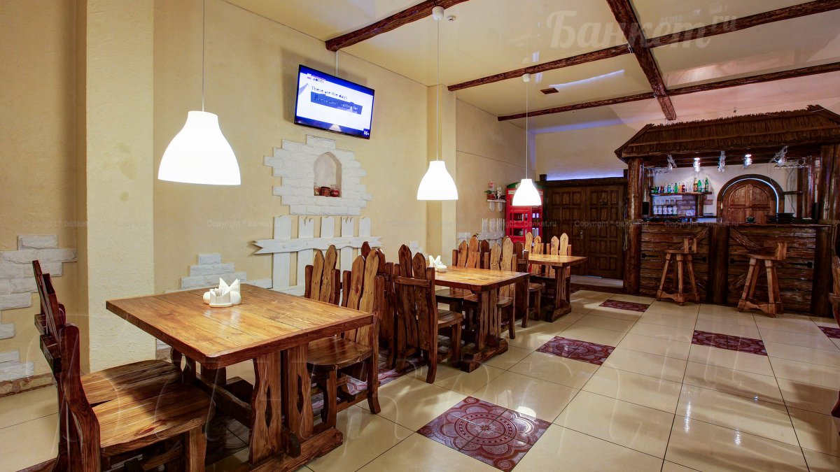 Основной зал  — Ресторан в Гольф - Клубе