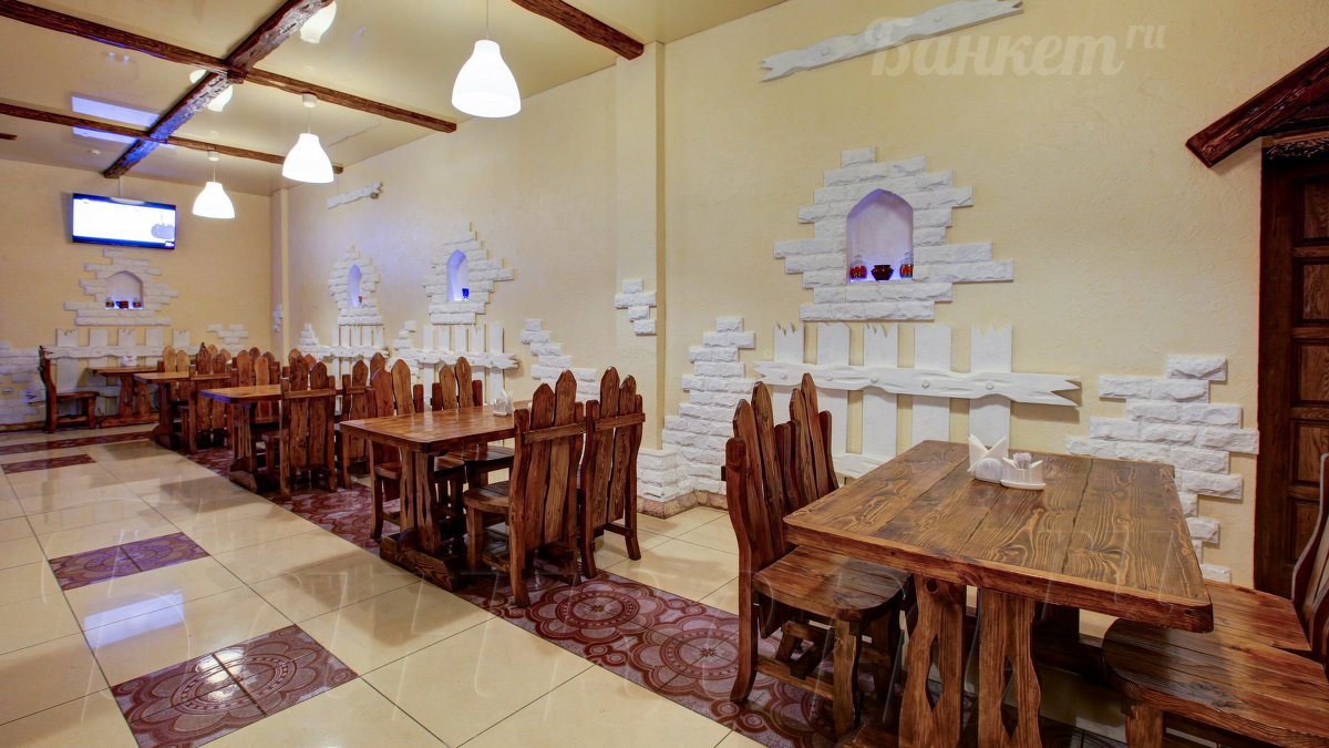 Основной зал  — Ресторан в Гольф - Клубе