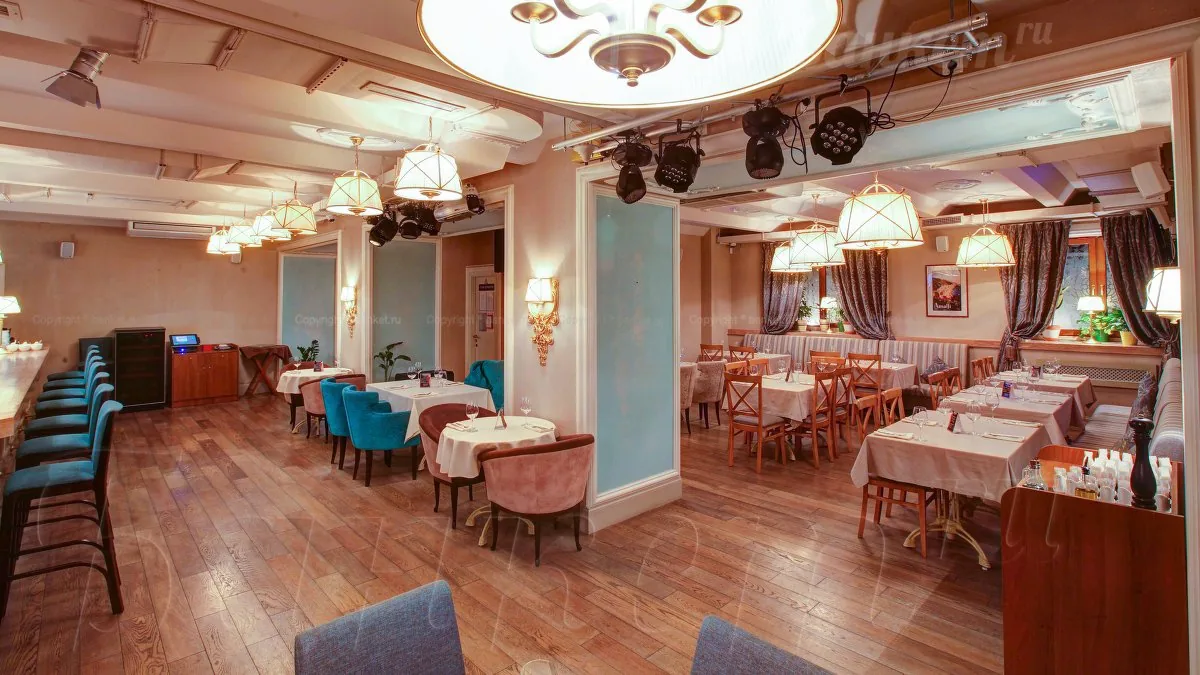 Cafe Majesto — Основной зал, фото банкетного зала