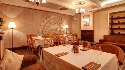 Малый зал — Cafe Majesto