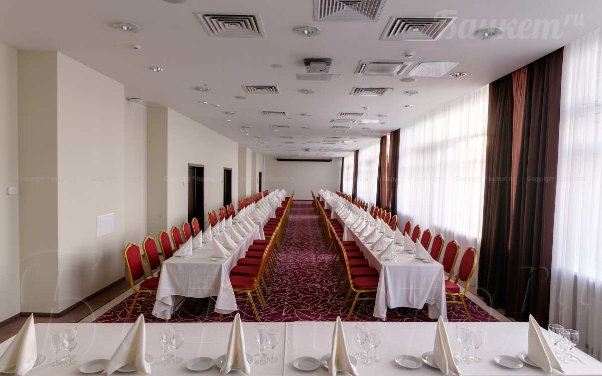 Петровский 1+2 — Отель Интурист Коломенское