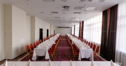 Петровский 1+2 Петровский 1+2 — интерьер зала