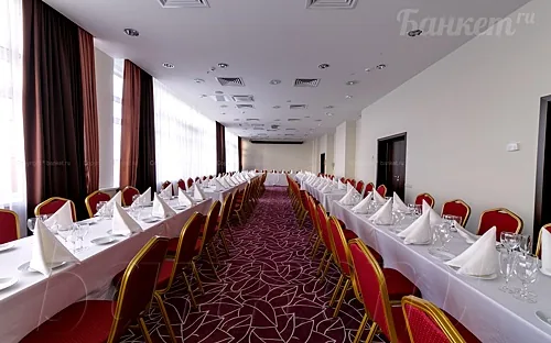 Петровский 1+2 — Отель Интурист Коломенское, Москва