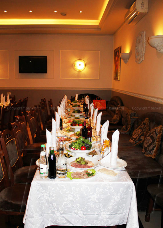 Основной зал — Ресторан Золотой Фундук