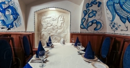 Хохлома — интерьер зала