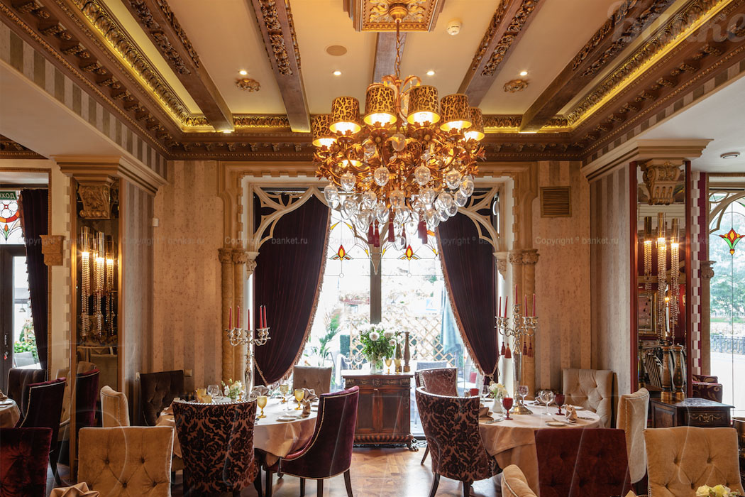 Центральный зал — Палаццо Дукале