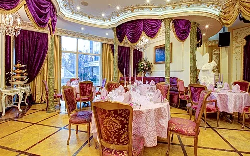 Основной зал — Ресторан Шампань / Champagne