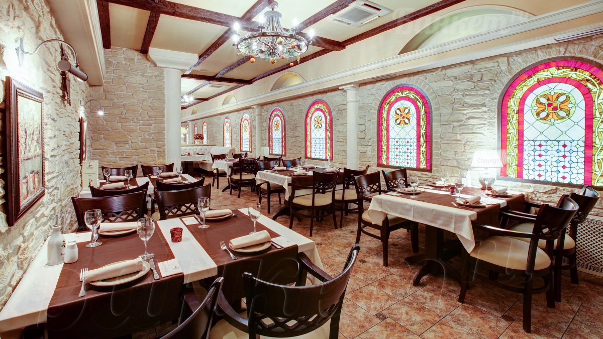 Рыцарский — Старый Пафос