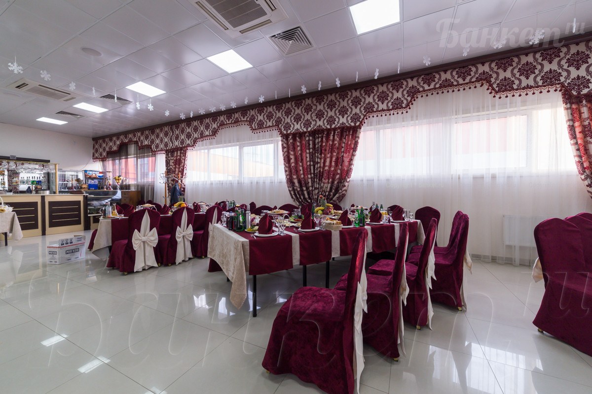 Основной зал — Ресторан Националь