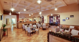 Малый зал Малый зал — интерьер зала