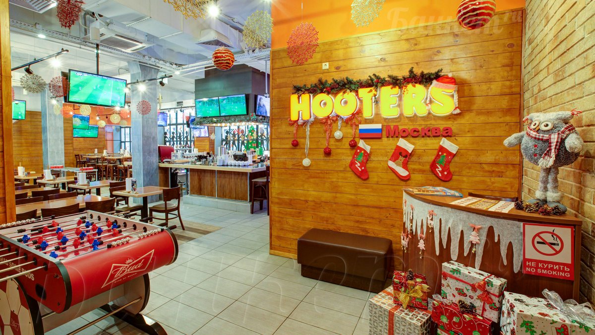 Ресепшн — банкетный зал Hooters, фото