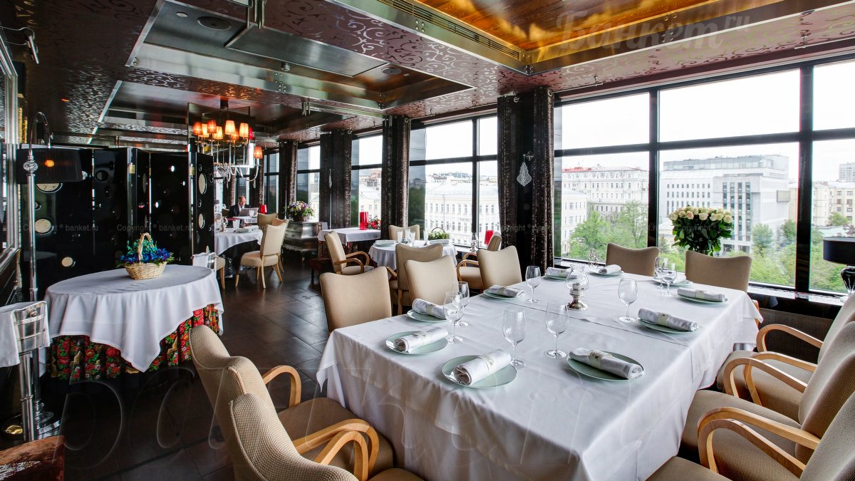 Нижний зал — Ресторан Русские Сезоны