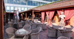 Летняя веранда на крыше  — подробнее о зале